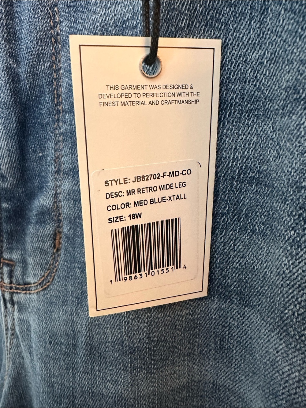 Judy Blue Light Blue Flare Jeans - Mid Wash Wide Leg - Picture 4 of 7